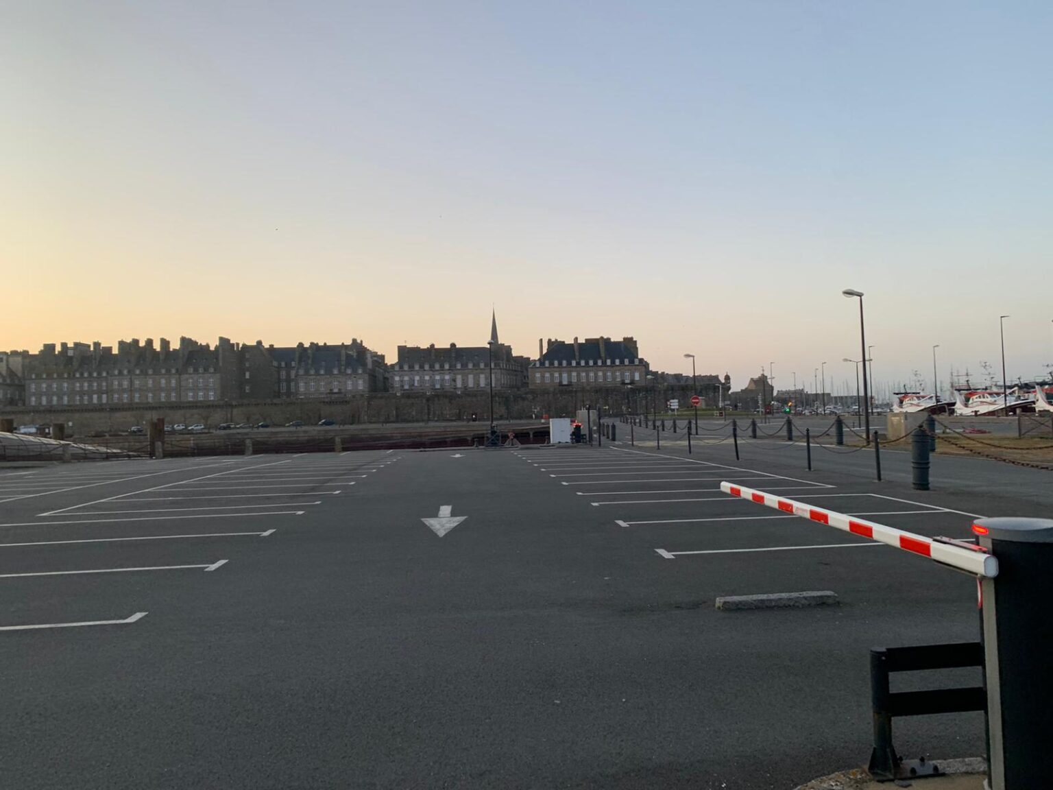 Parking SaintMalo gare maritime 1 P2 EFFIA Ville de SaintMalo