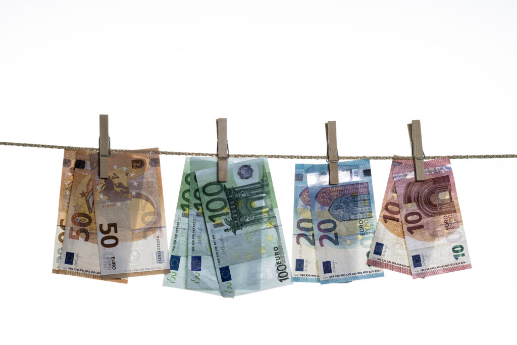 La fraude financière et la lutte contre le blanchiment, une conférence donnée le 18 décembre